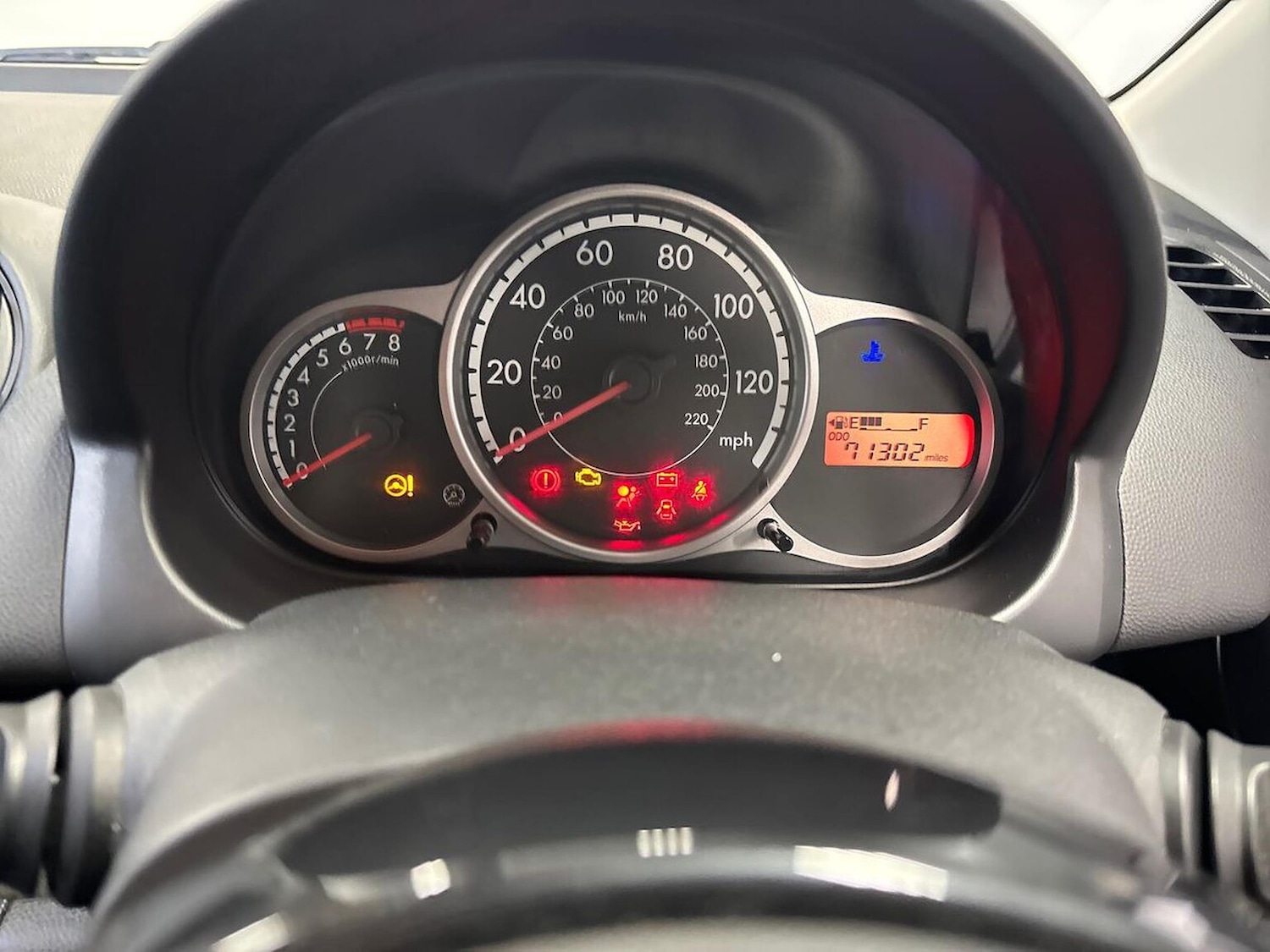 Used Mazda Mazda2 2015 for sale - 76170765: Photo 10