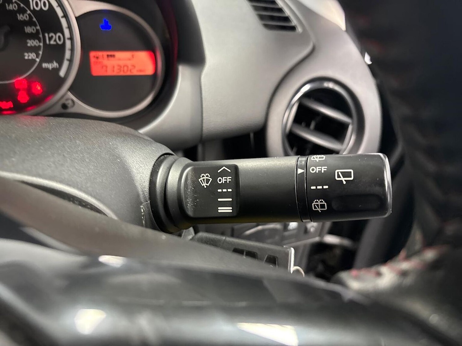 Used Mazda Mazda2 2015 for sale - 76170765: Photo 27