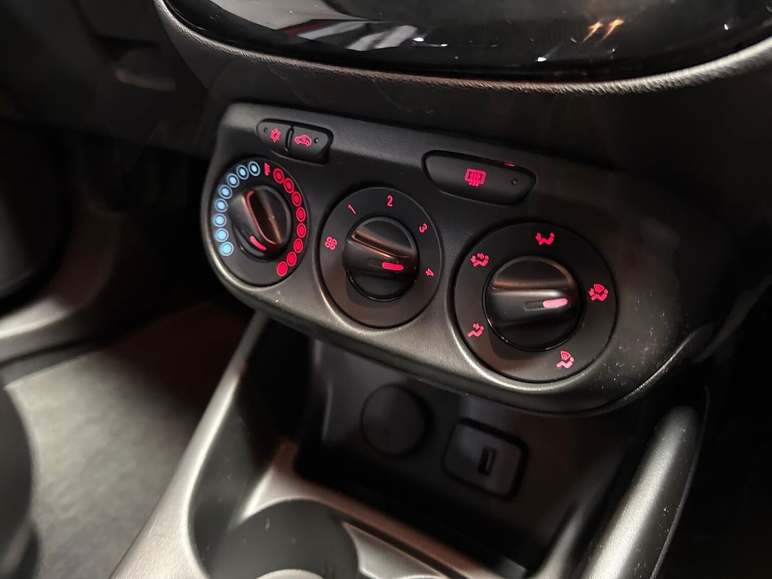 Used Vauxhall Corsa 2018 for sale - 78121833: Photo 12