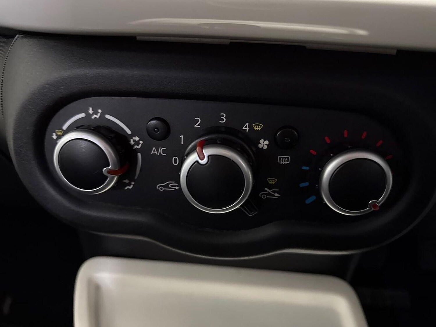 Used Renault Twingo 2016 for sale - 78192392: Photo 14