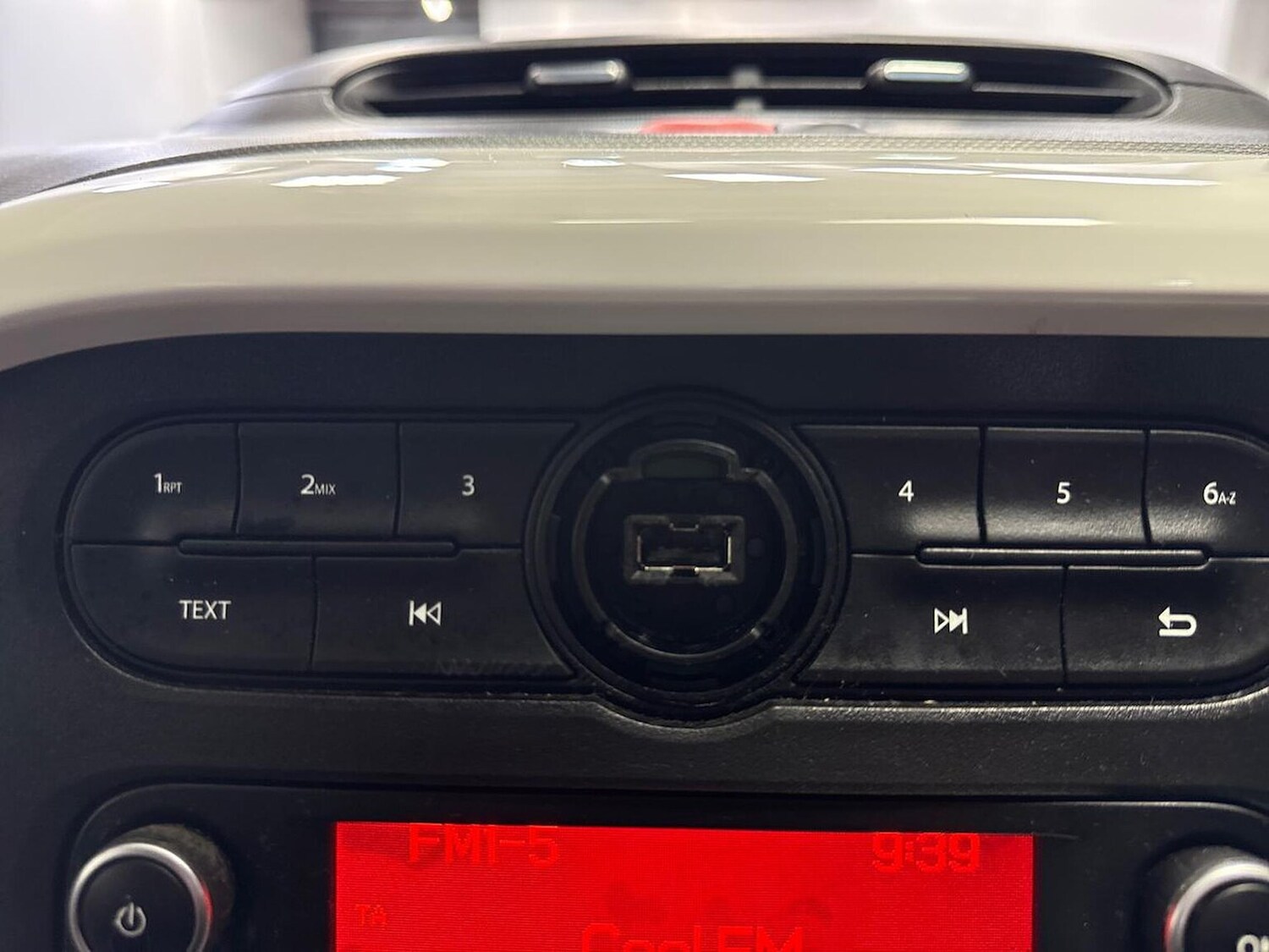 Used Renault Twingo 2016 for sale - 78192392: Photo 27