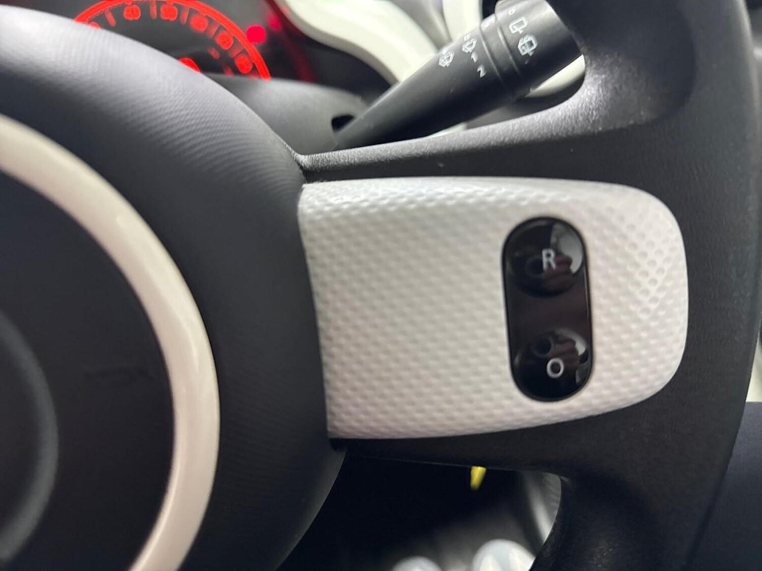 Used Renault Twingo 2016 for sale - 78192392: Photo 28