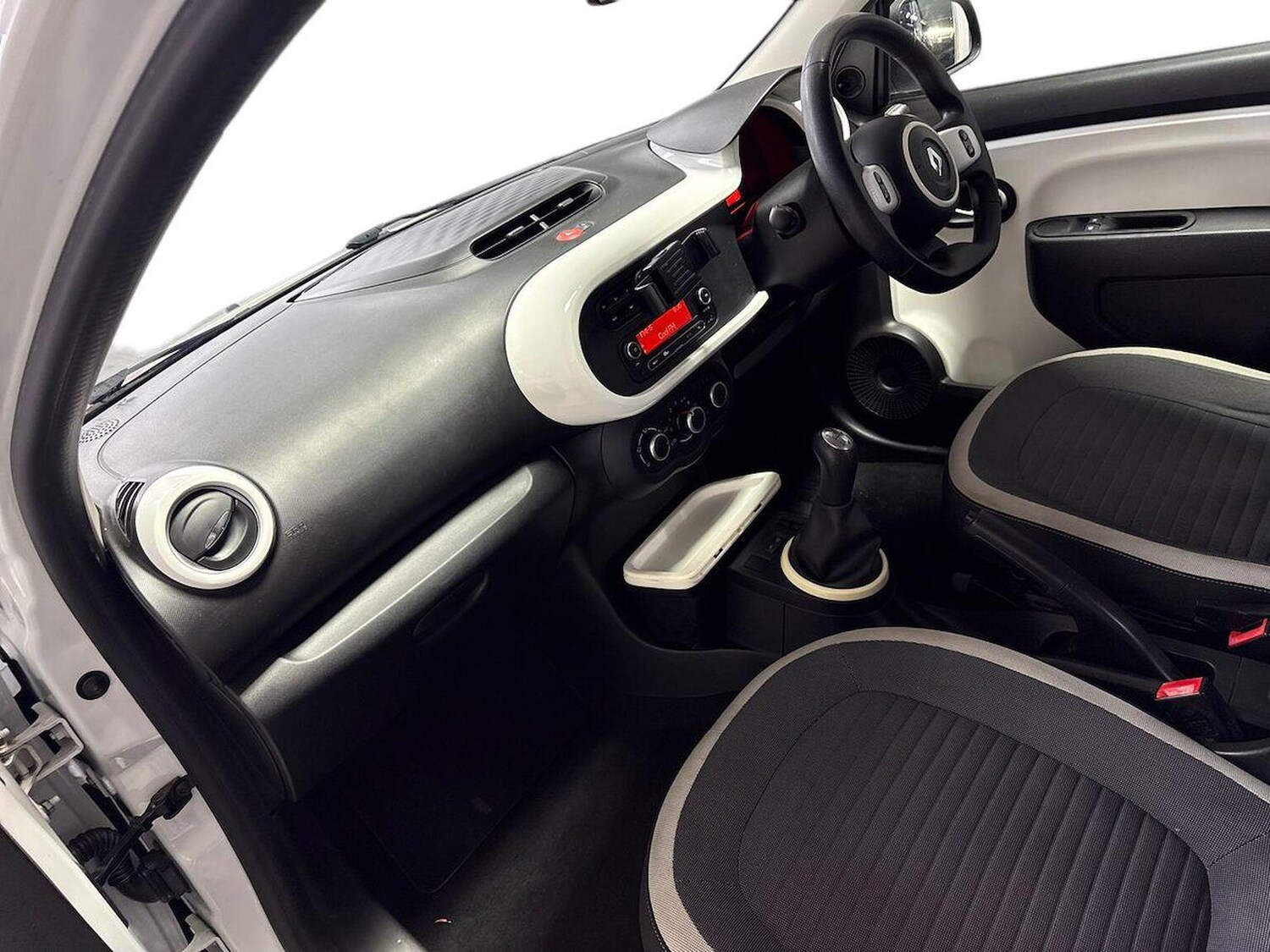 Used Renault Twingo 2016 for sale - 78192392: Photo 9