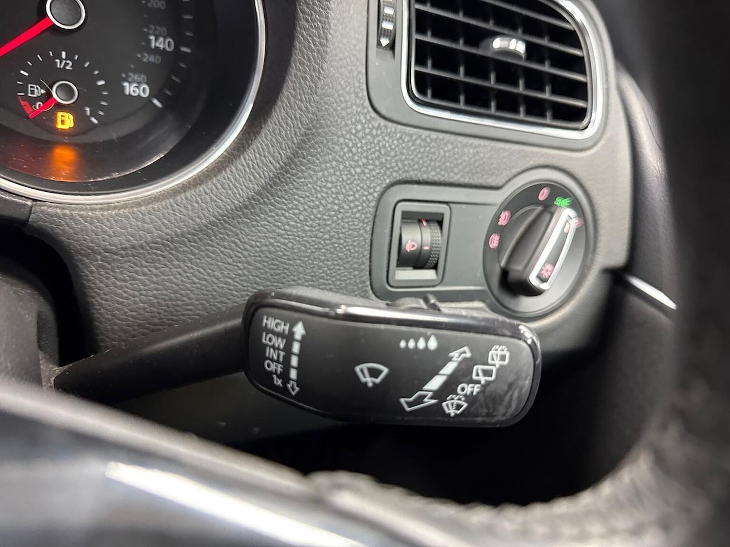 Used Volkswagen Polo 2017 for sale - 77572918: Photo 27