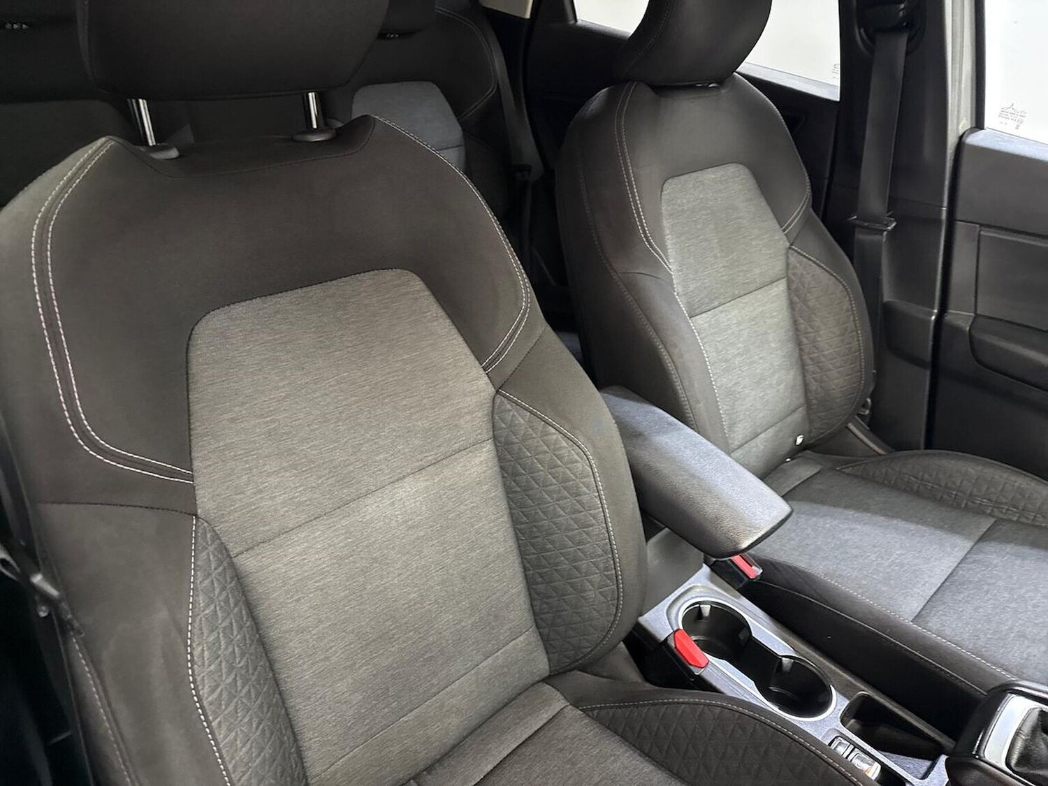 Used Renault Captur 2023 for sale - 78192457: Photo 19