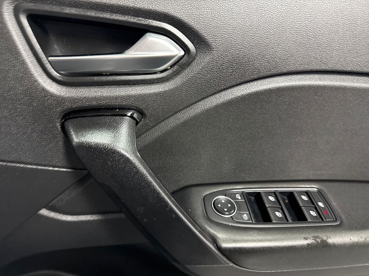 Used Renault Captur 2023 for sale - 78192457: Photo 23