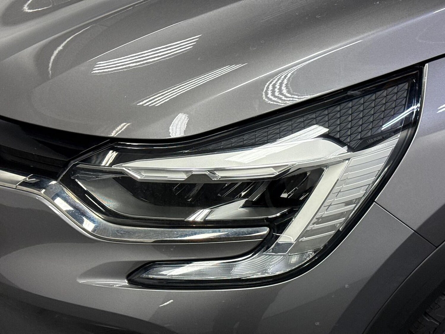 Used Renault Captur 2023 for sale - 78192457: Photo 31