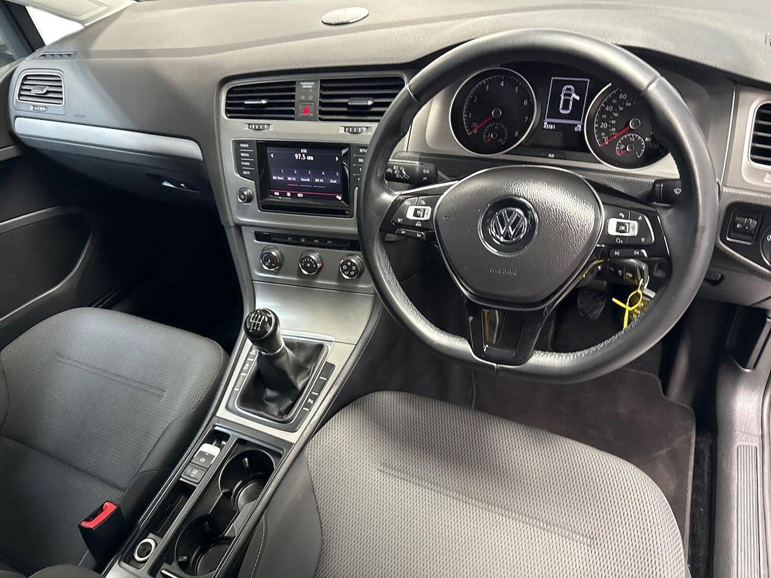 Used Volkswagen Golf 2015 for sale - 76225035: Photo 15