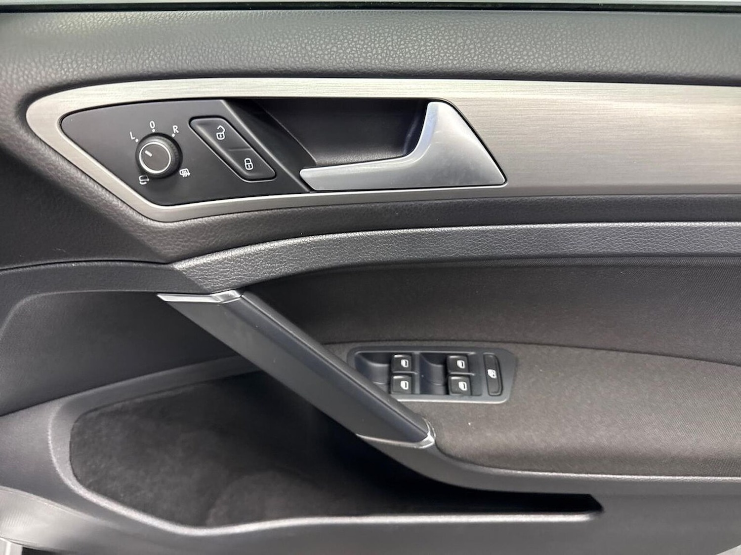 Used Volkswagen Golf 2015 for sale - 76225035: Photo 21