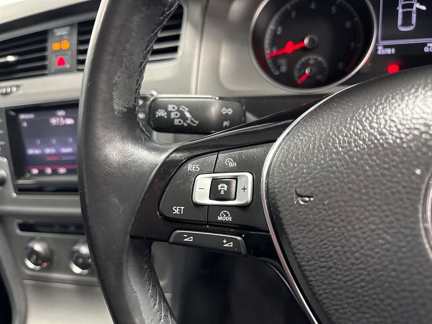 Used Volkswagen Golf 2015 for sale - 76225035: Photo 24