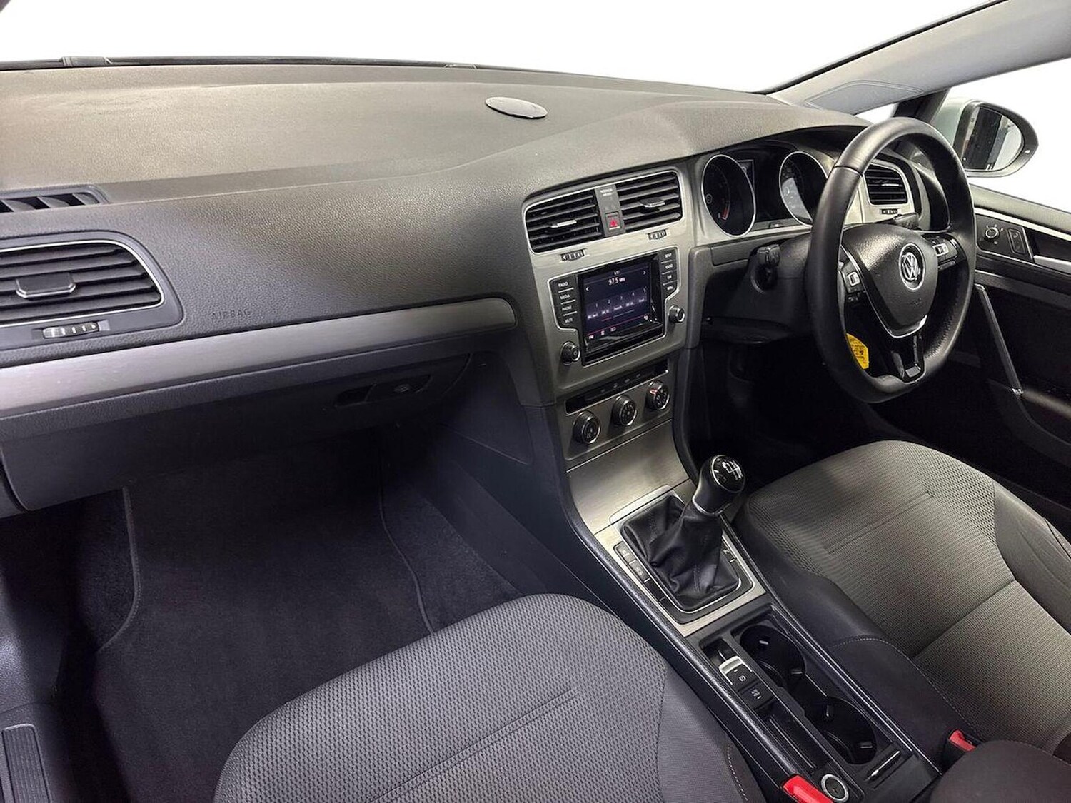 Used Volkswagen Golf 2015 for sale - 76225035: Photo 7