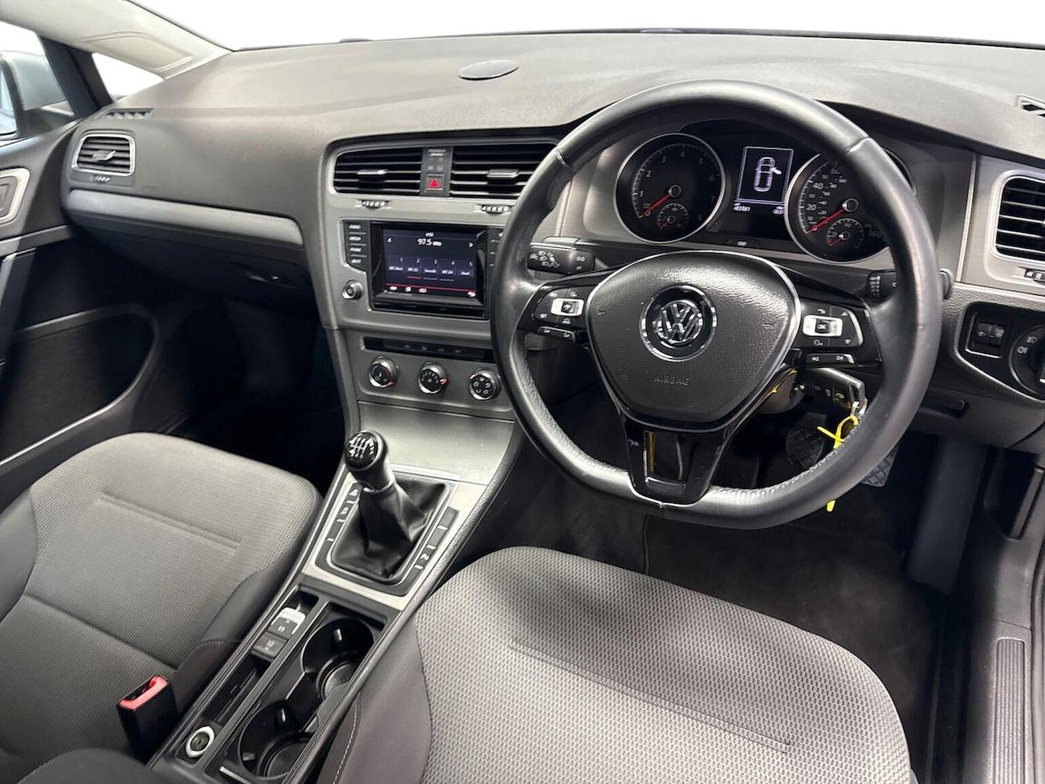 Used Volkswagen Golf 2015 for sale - 76225035: Photo 8