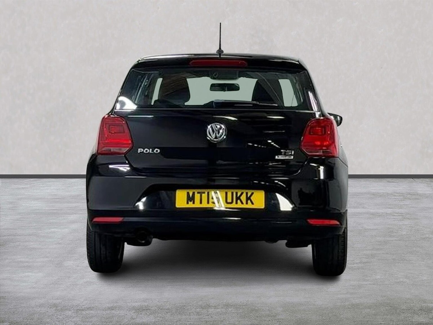 Used Volkswagen Polo 2015 for sale - 76076448: Photo 18