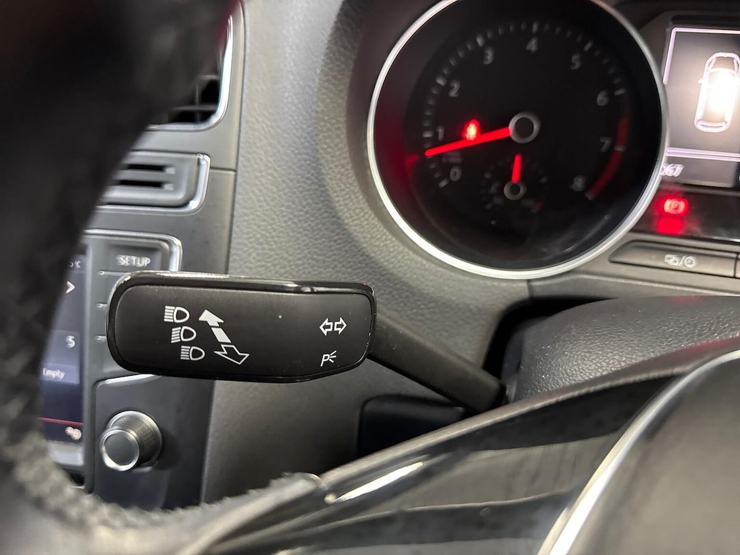 Used Volkswagen Polo 2015 for sale - 76076448: Photo 26