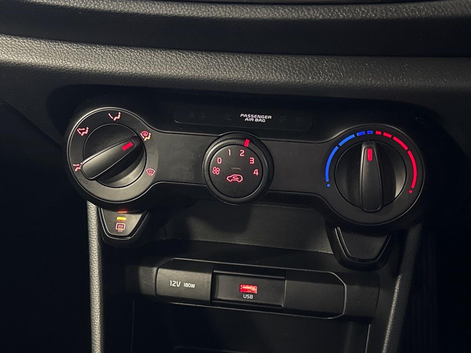 Used Kia Picanto 2022 for sale - 76968960: Photo 12