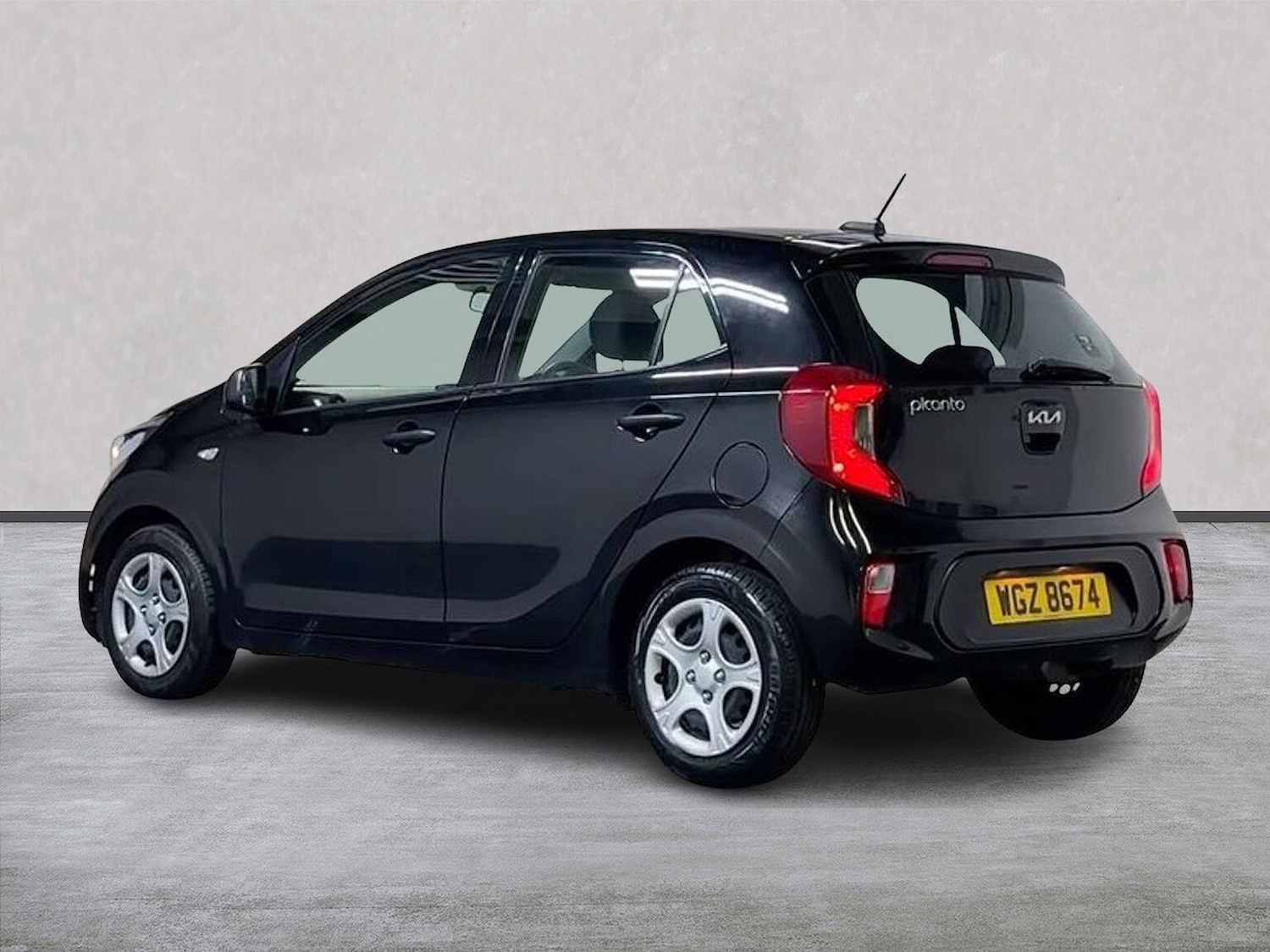 Used Kia Picanto 2022 for sale - 76968960: Photo 2