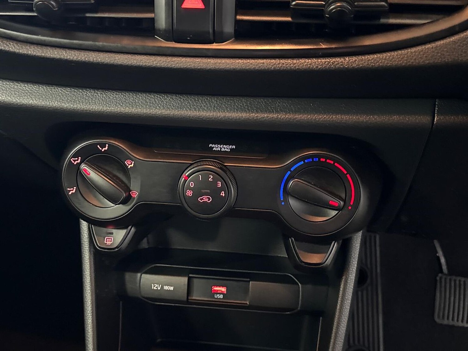 Used Kia Picanto 2022 for sale - 76968960: Photo 23