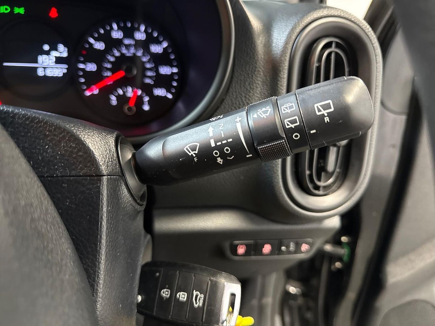 Used Kia Picanto 2022 for sale - 76968960: Photo 27