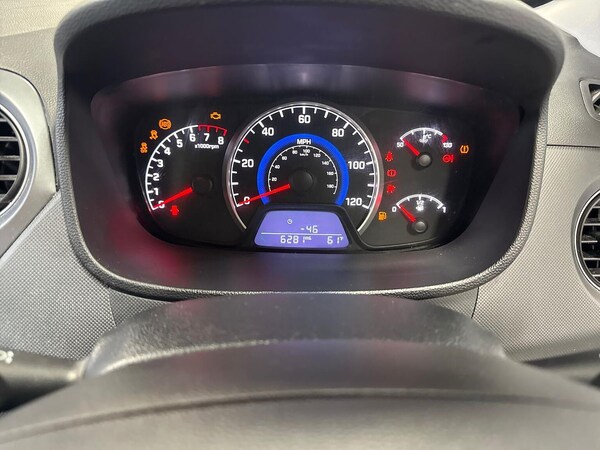 Used Hyundai i10 2019 for sale - 76275166: Photo 10
