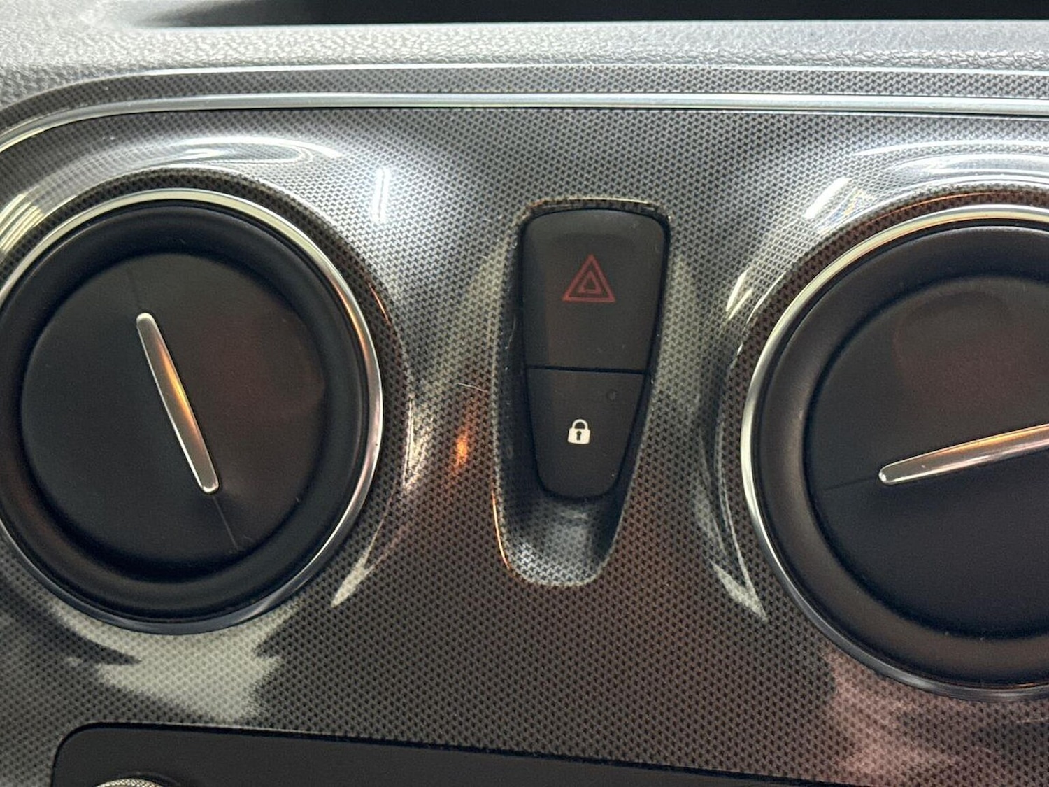 Used Dacia Sandero Stepway 2019 for sale - 77034590: Photo 22