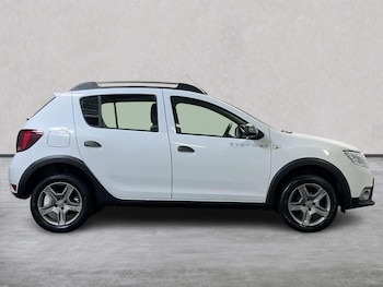 Used Dacia Sandero Stepway 2019 for sale - 77034590: Photo