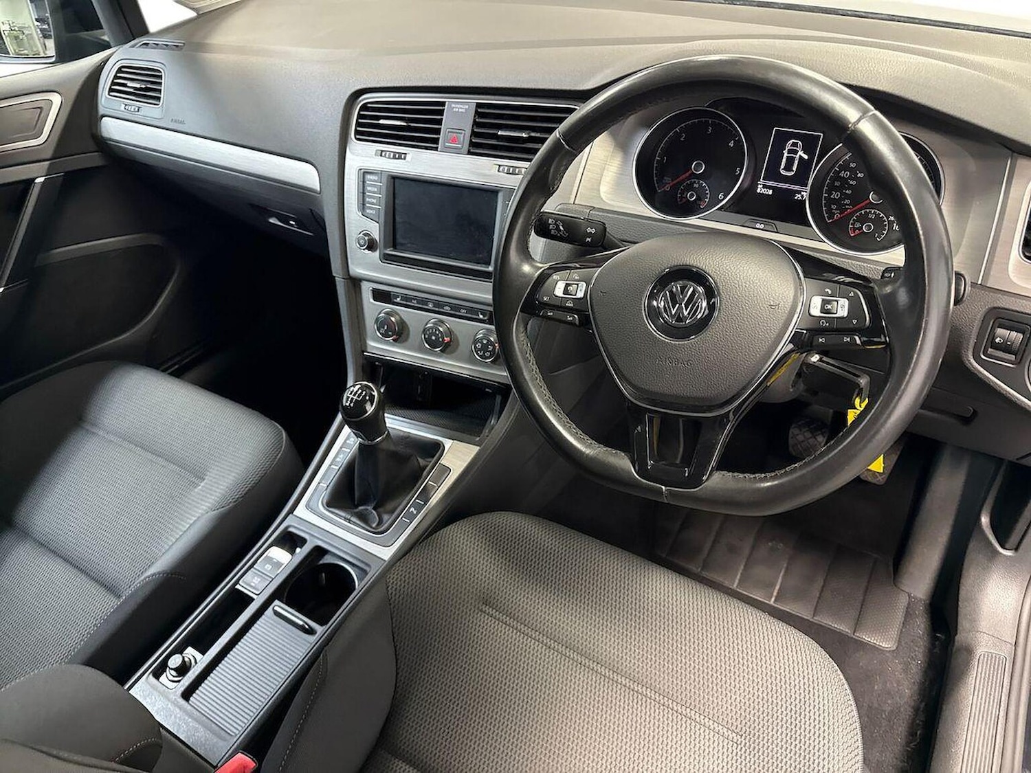 Used Volkswagen Golf 2016 for sale - 76275163: Photo 15