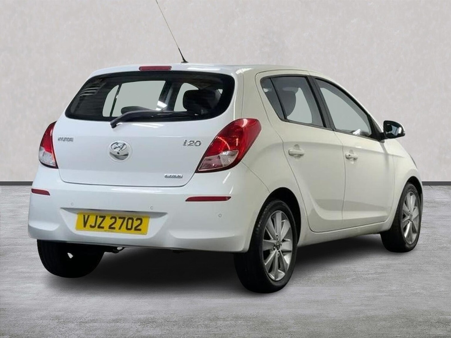 Used Hyundai i20 2013 for sale - 76687342: Photo 18