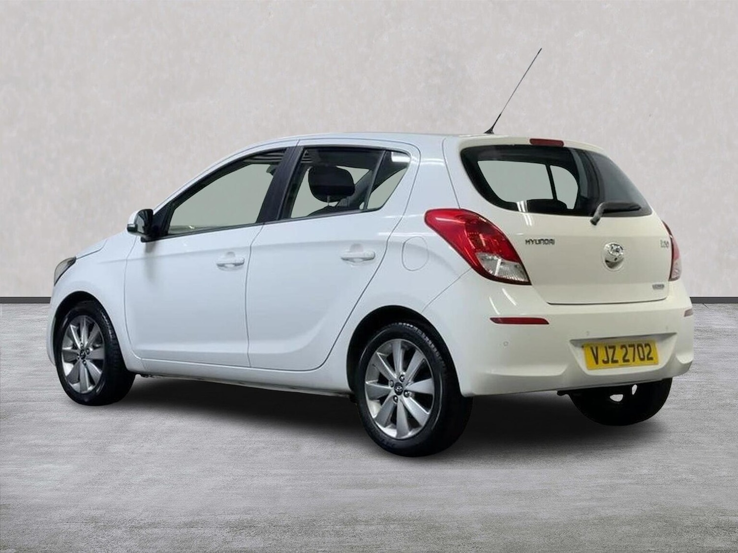 Used Hyundai i20 2013 for sale - 76687342: Photo 2