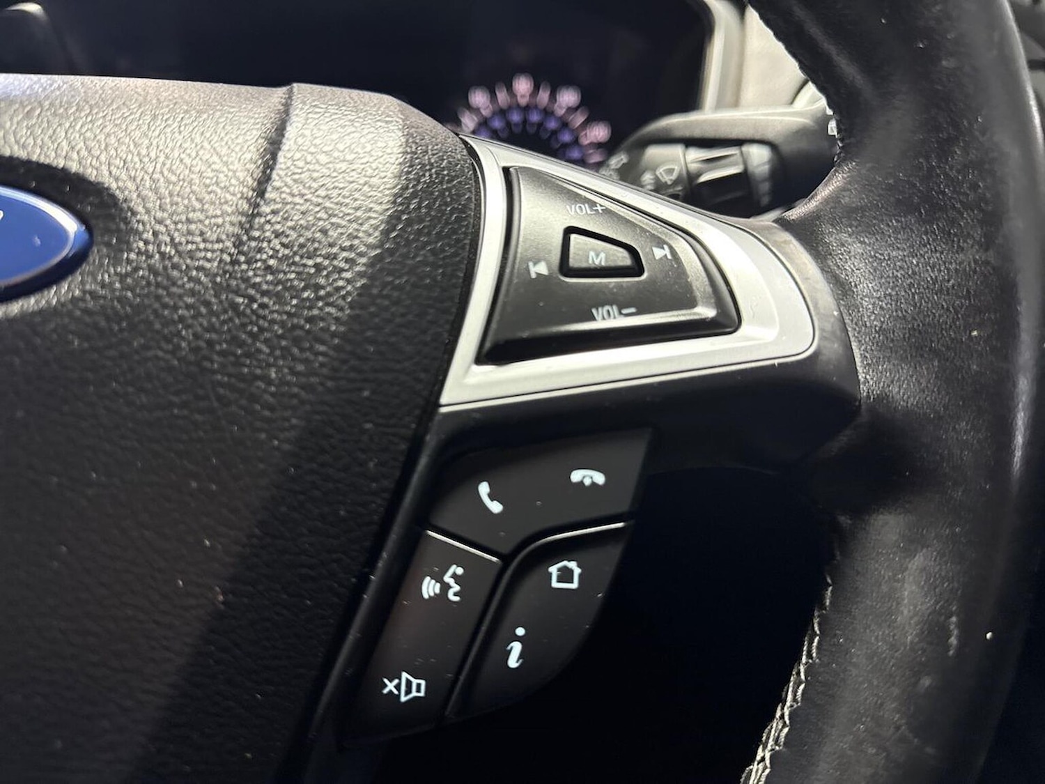 Used Ford Mondeo 2015 for sale - 76897126: Photo 25