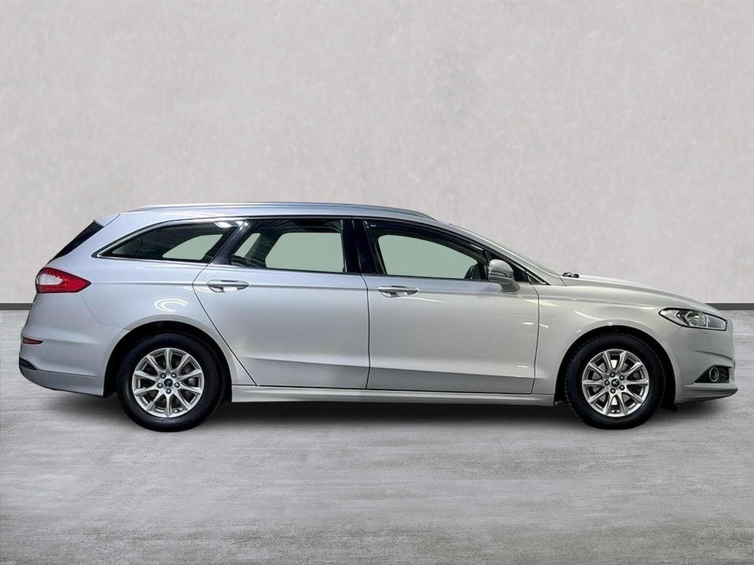 Used Ford Mondeo 2015 for sale - 76897126: Photo 3