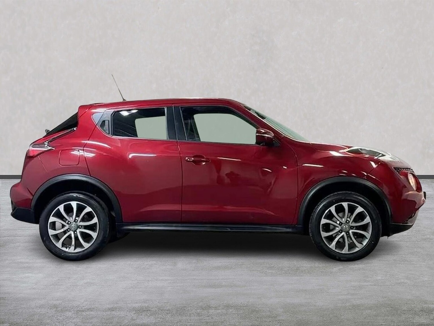Used Nissan Juke 2017 for sale - 77065745: Photo 3