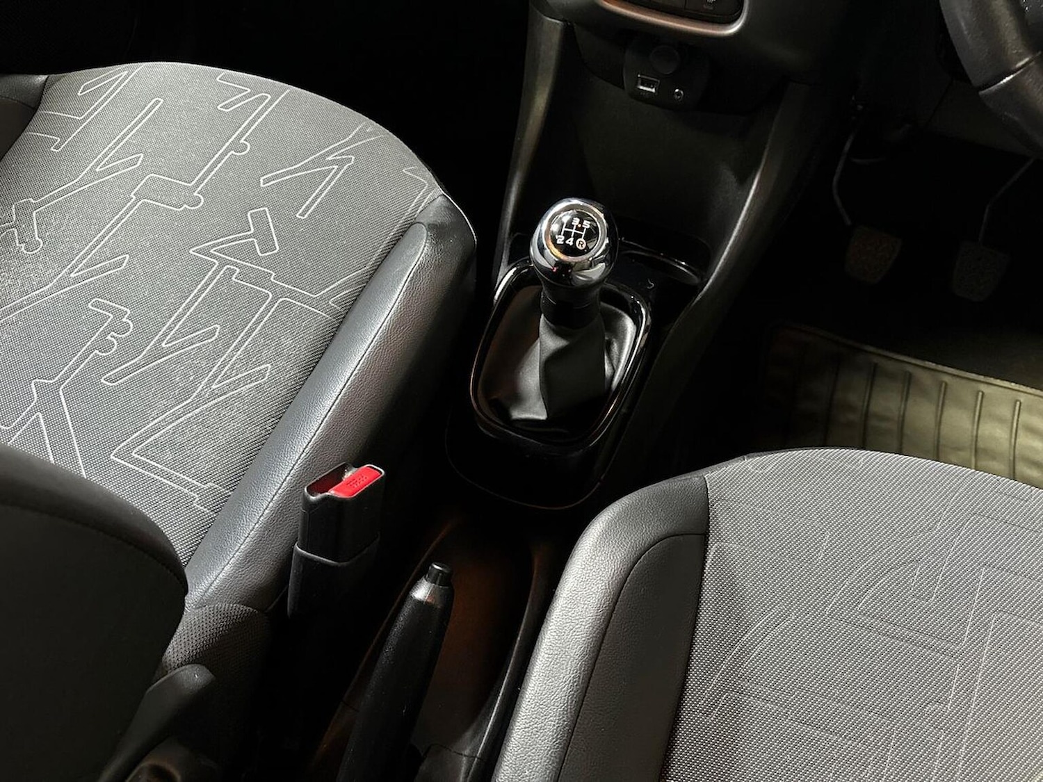 Used Toyota AYGO 2019 for sale - 77954089: Photo 13