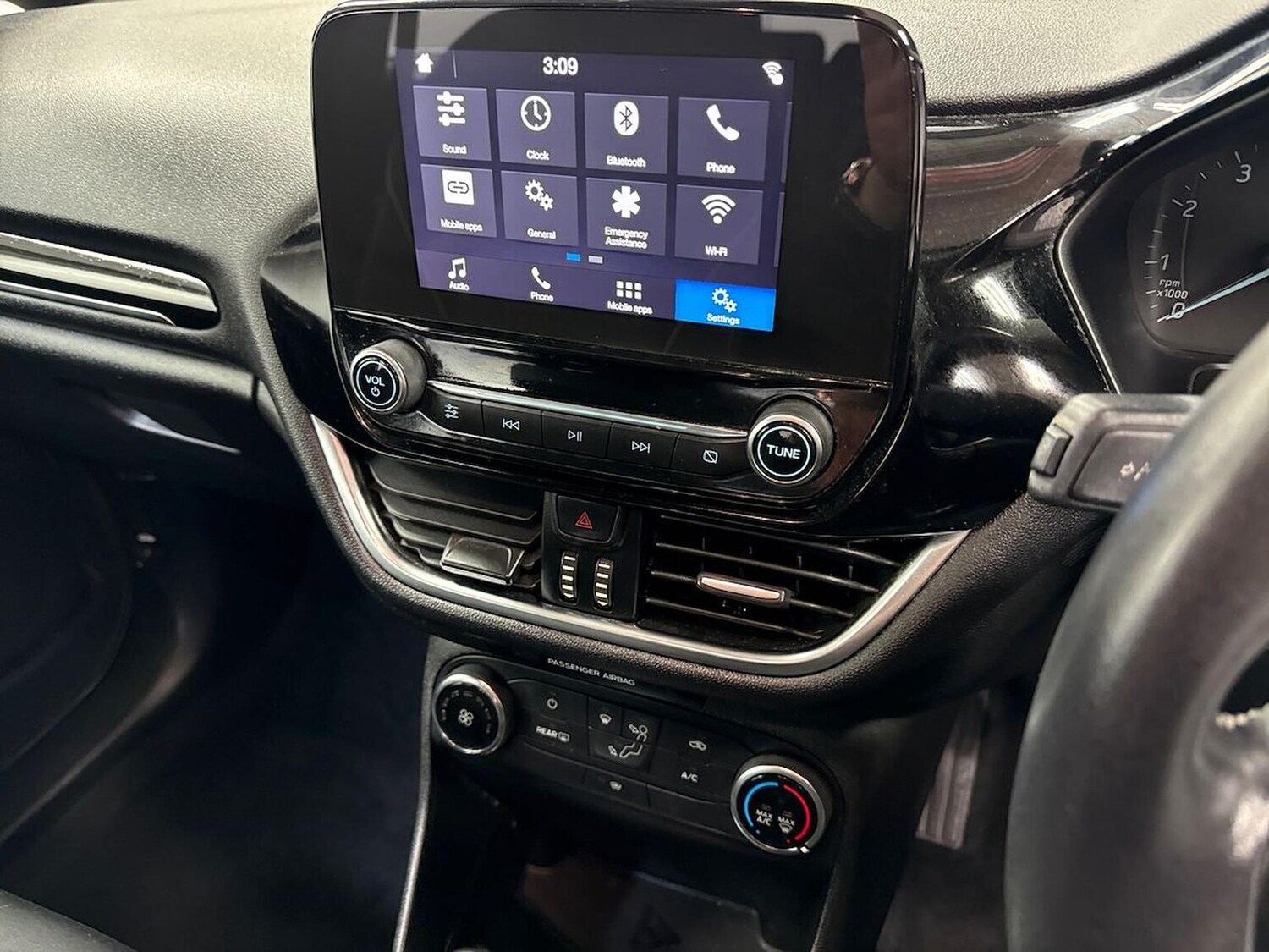 Used Ford Fiesta 2018 for sale - 78211150: Photo 25