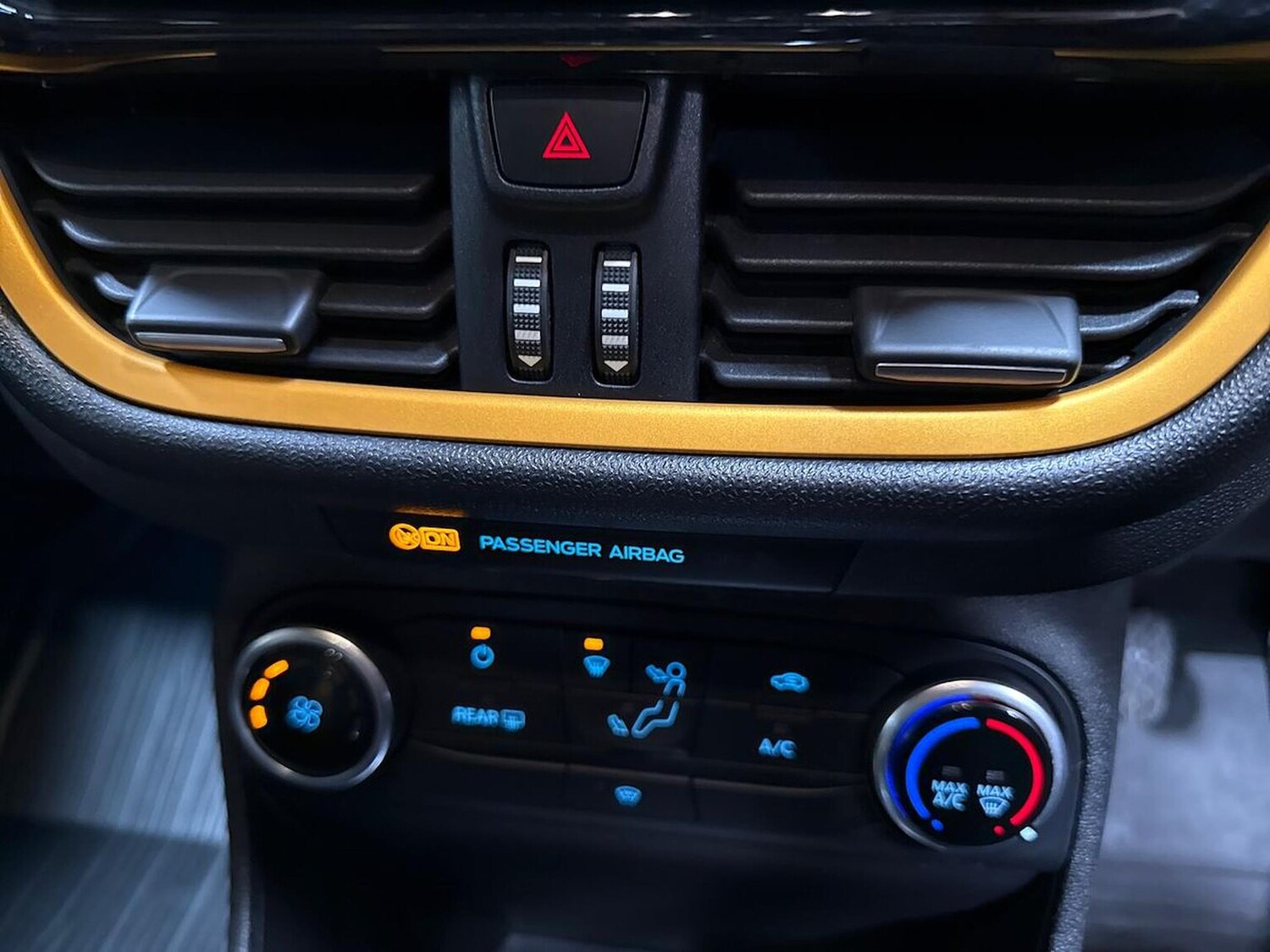 Used Ford Fiesta 2018 for sale - 78192610: Photo 24