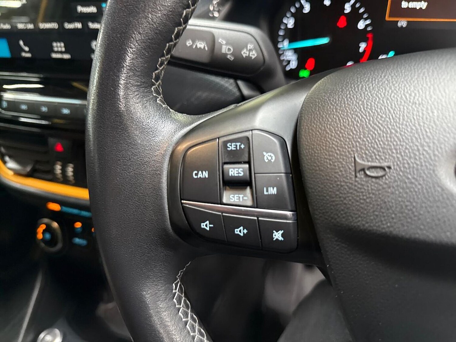 Used Ford Fiesta 2018 for sale - 78192610: Photo 26