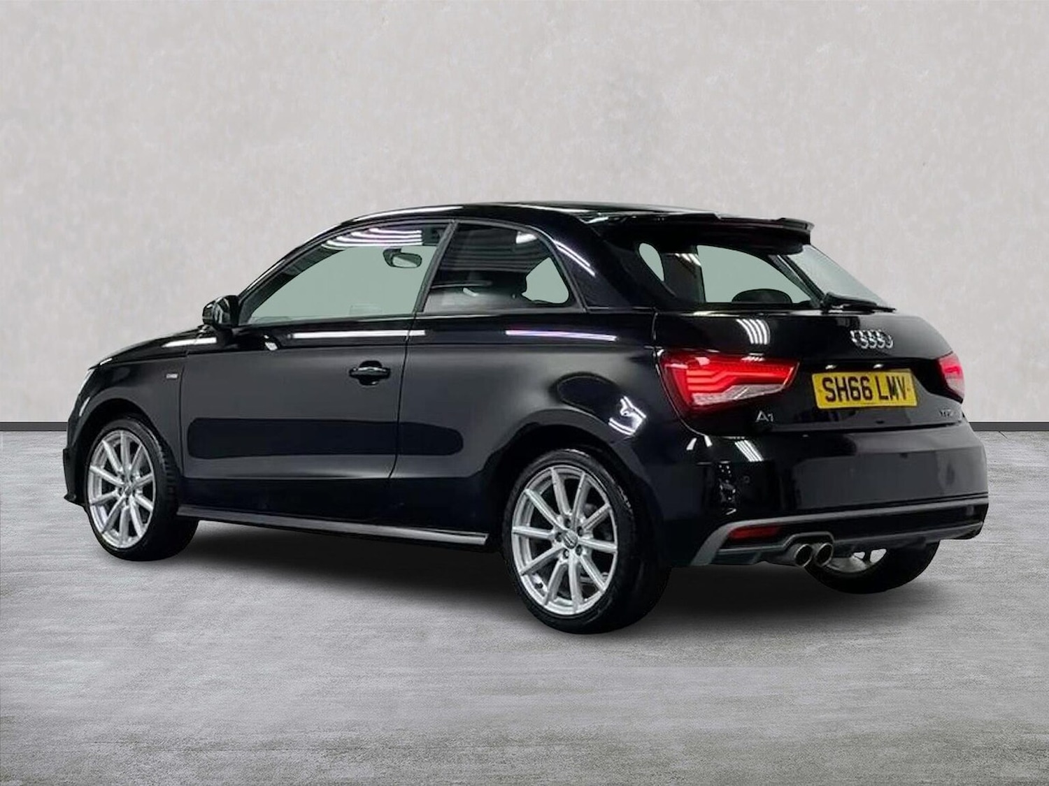 Used Audi A1 2016 for sale - 77701349: Photo 2