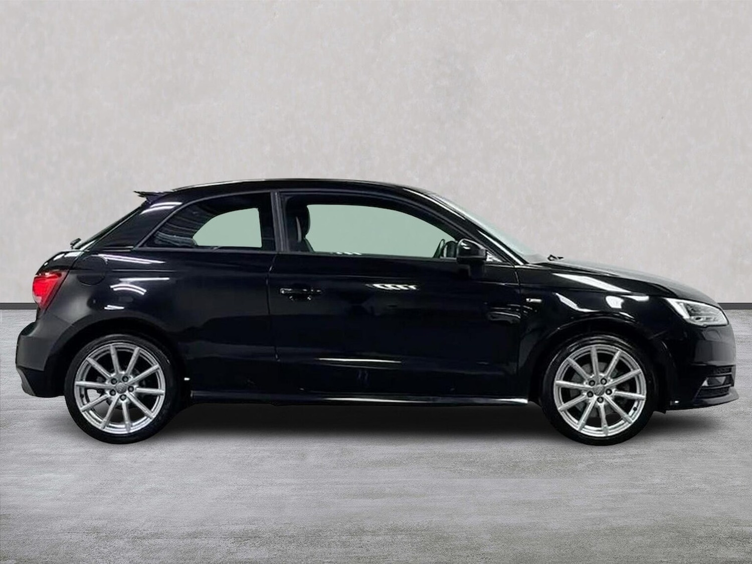 Used Audi A1 2016 for sale - 77701349: Photo 3