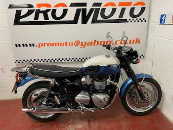 Used Triumph BONNEVILLE 2022 for sale - bike-77818523: Photo