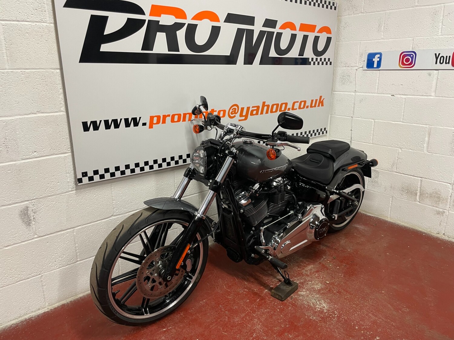 Harley-Davidson SOFTAIL BREAKOUT