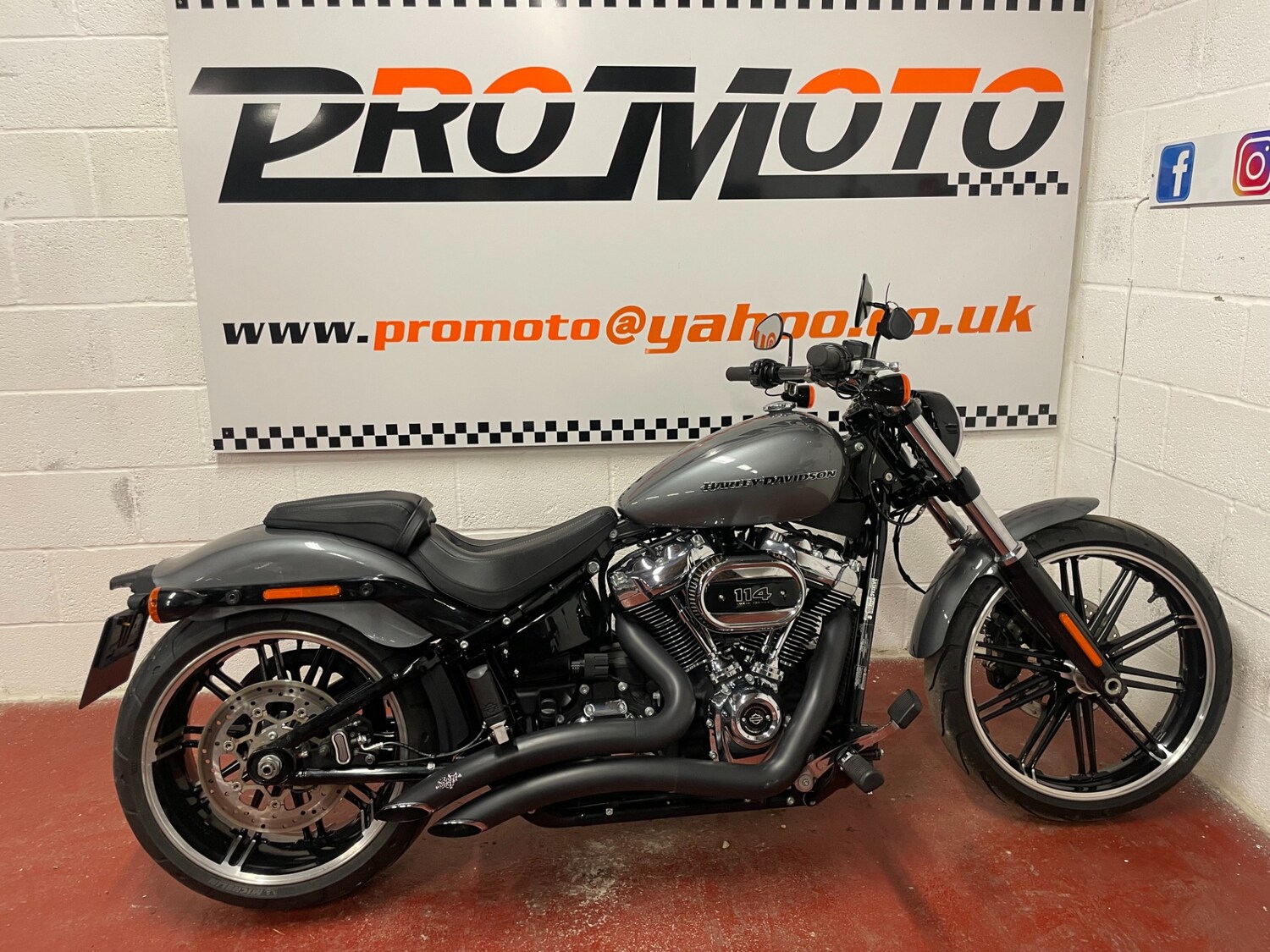 Harley-Davidson SOFTAIL BREAKOUT