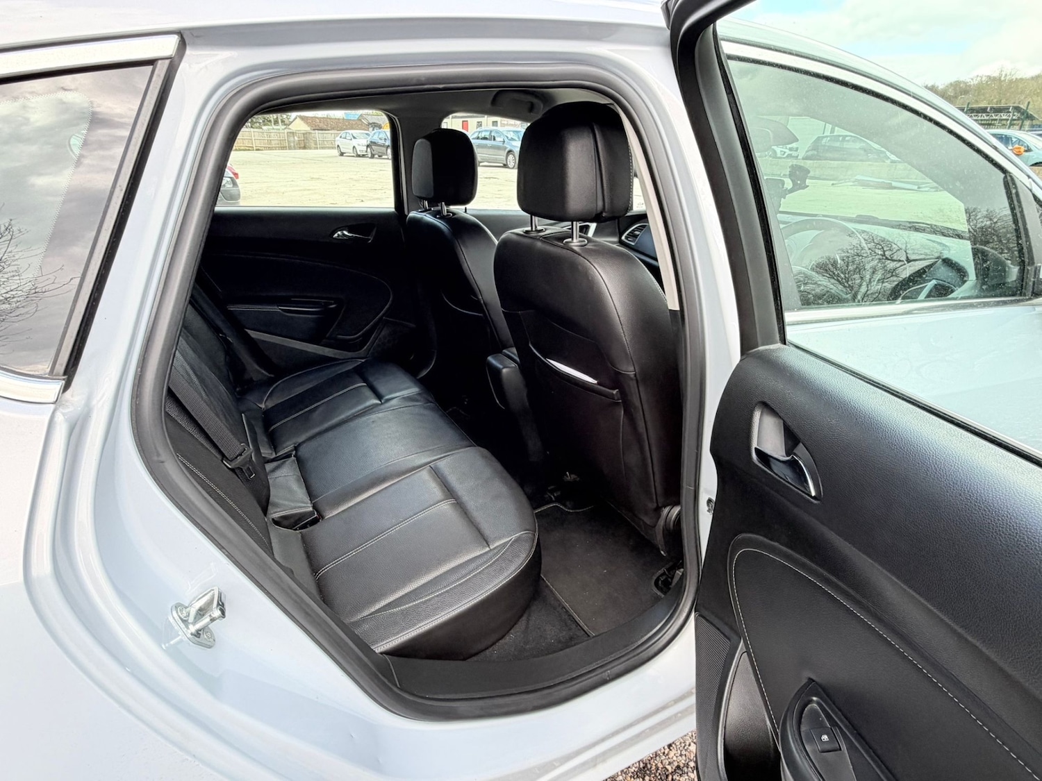 Used Vauxhall Astra 2013 for sale - 78133942: Photo 15