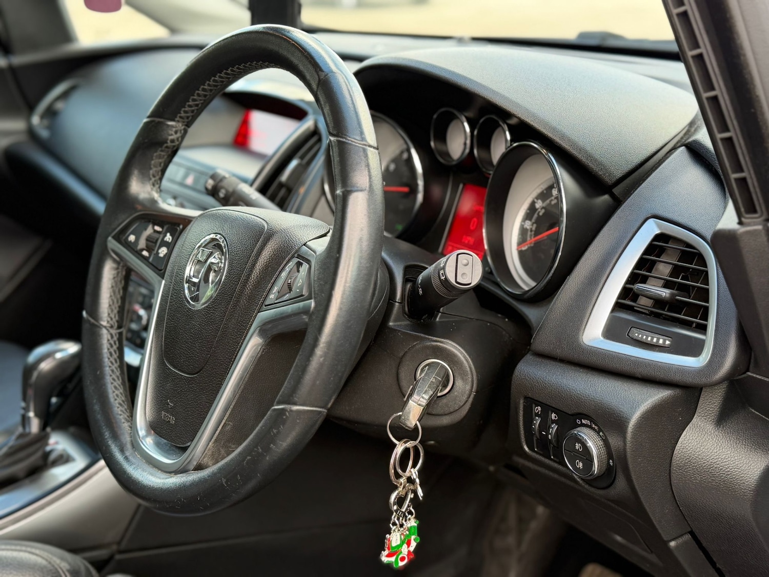 Used Vauxhall Astra 2013 for sale - 78133942: Photo 24