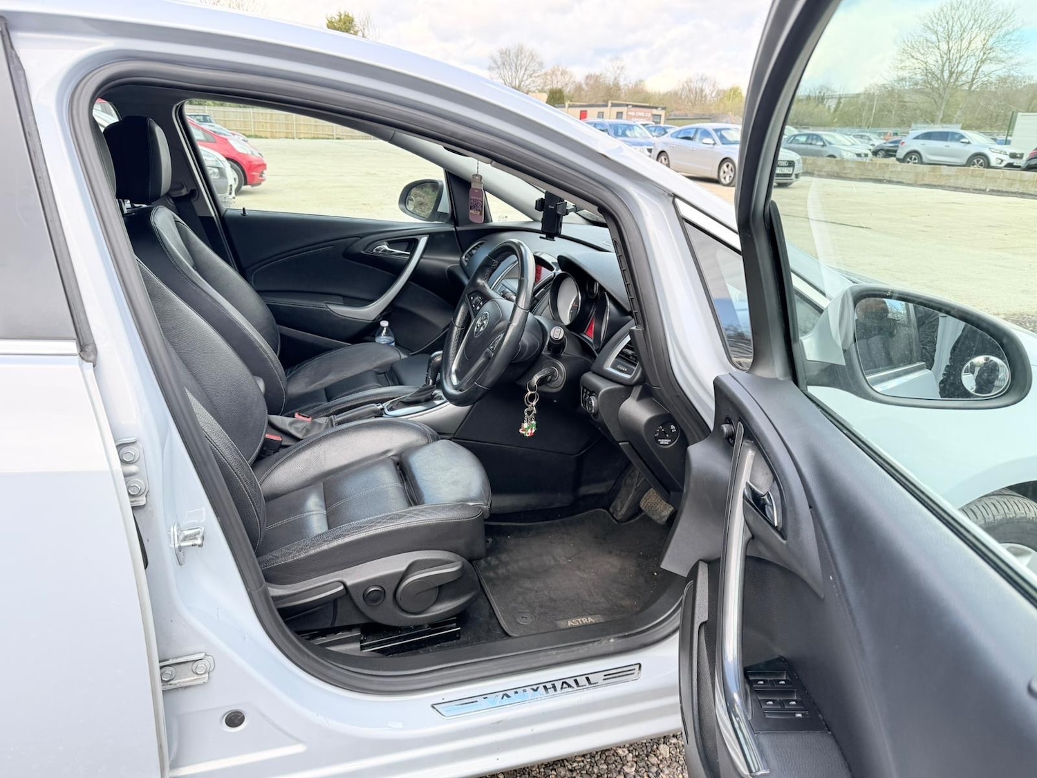 Used Vauxhall Astra 2013 for sale - 78133942: Photo 8