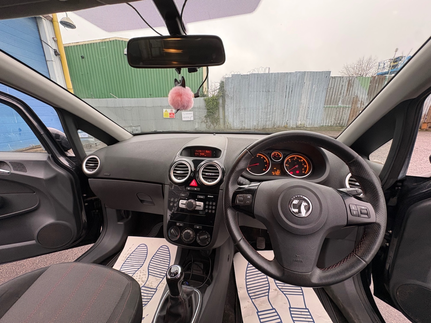 Used Vauxhall Corsa 2013 for sale - 77666201: Photo 15