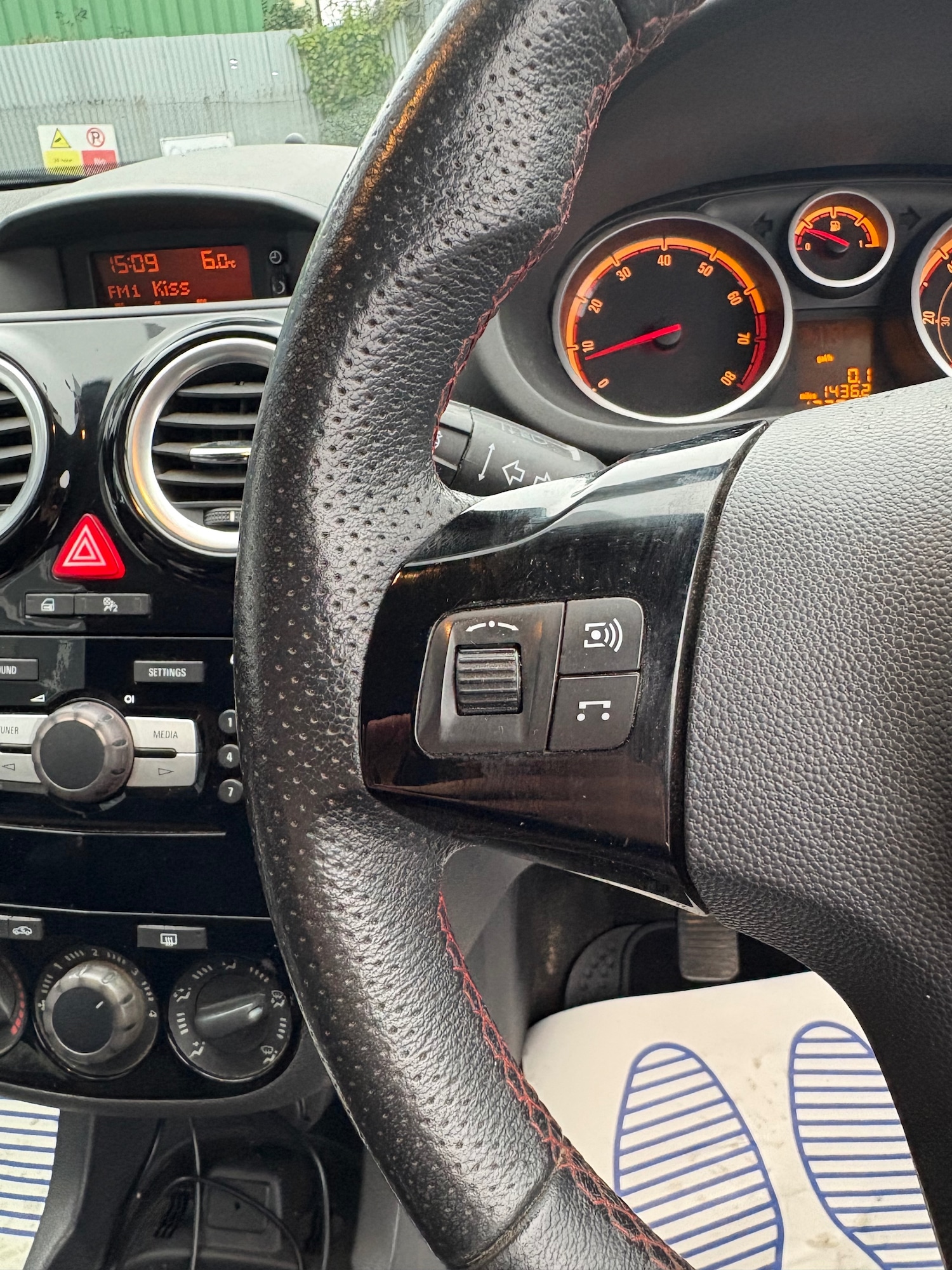 Used Vauxhall Corsa 2013 for sale - 77666201: Photo 17