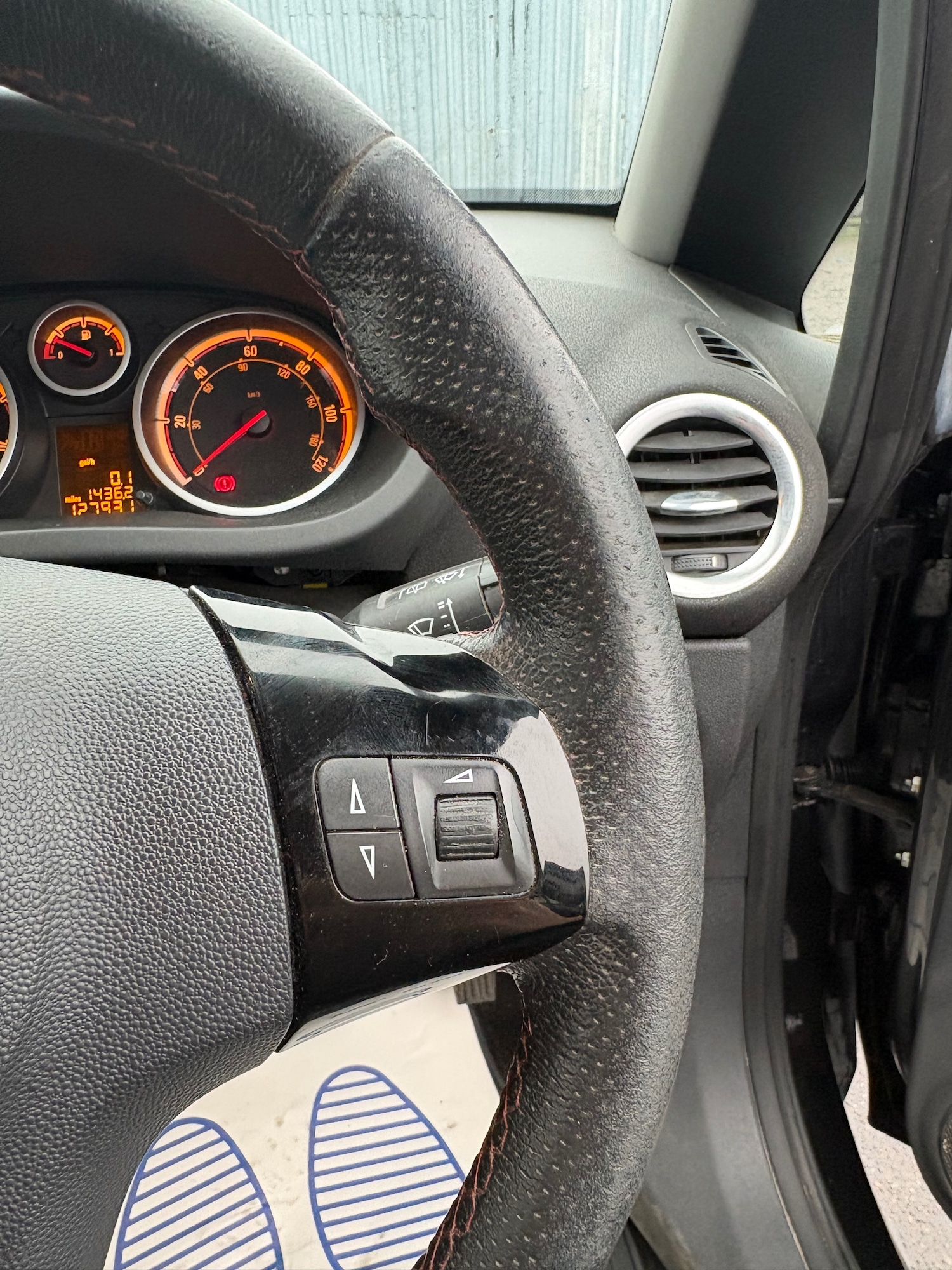 Used Vauxhall Corsa 2013 for sale - 77666201: Photo 18