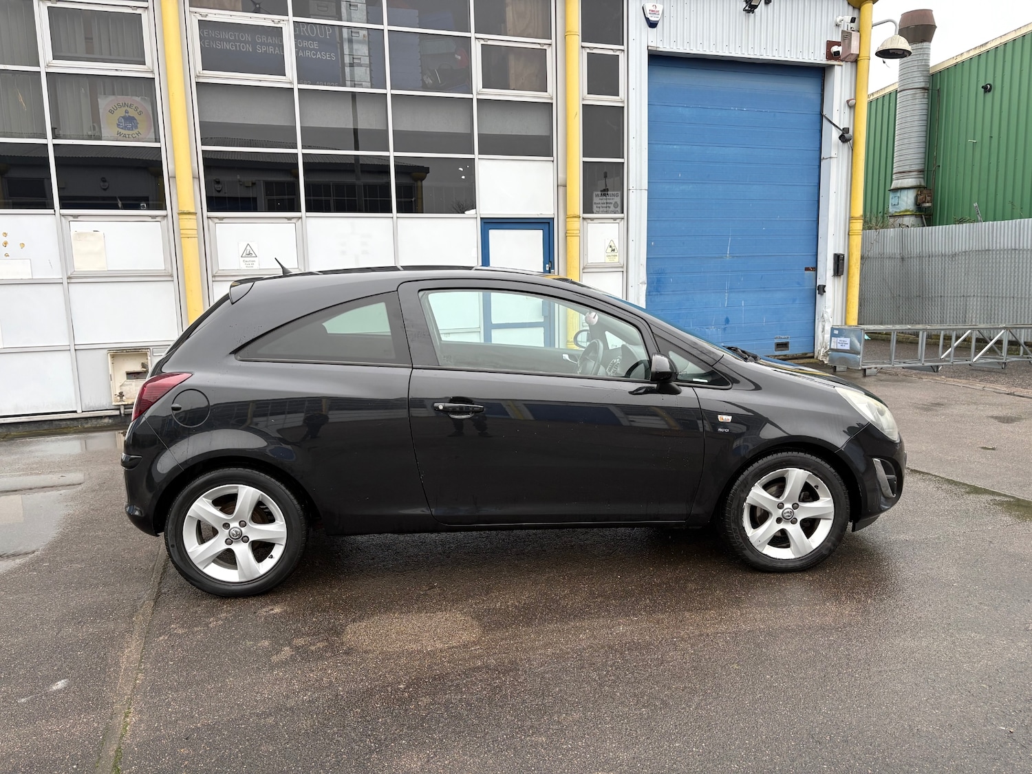 Used Vauxhall Corsa 2013 for sale - 77666201: Photo 8