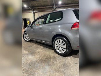 Used Volkswagen Golf 2011 for sale - 77921458: Photo