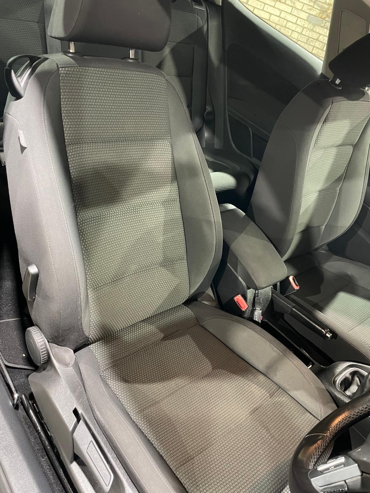 Used Volkswagen Golf 2011 for sale - 77921458: Photo 8