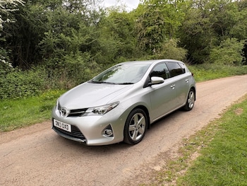 Used Toyota Auris 2013 for sale - 78599940: Photo